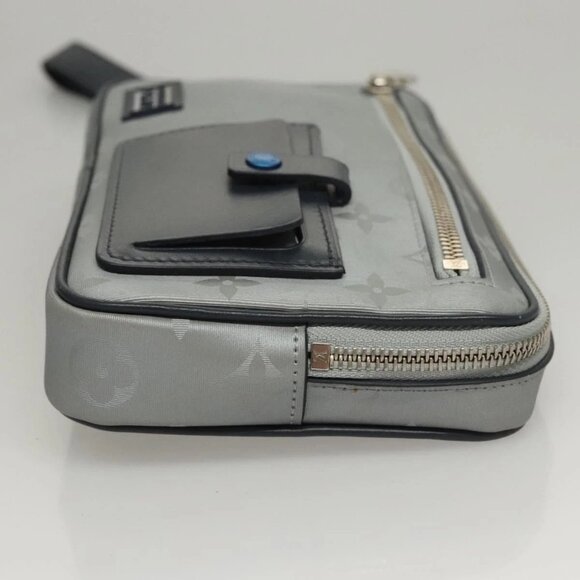 LOUIS VUITTON Monogram Satellite Alpha Clutch Bag Silver - Picture 3 of 16